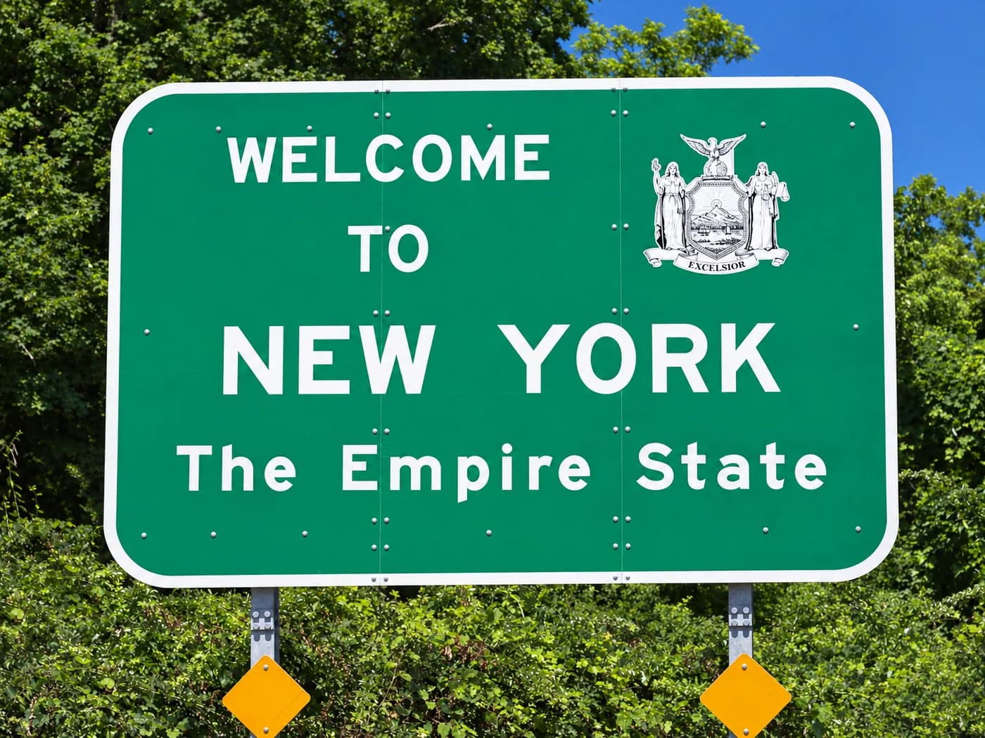 Welcome to New York, The Empire State highway sign