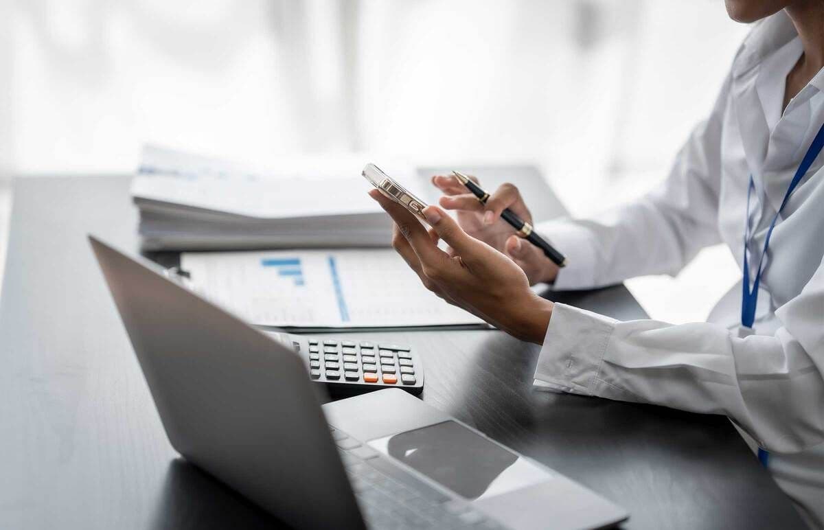 How Does Internal Auditing Relate to FCIAA?